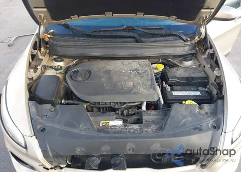 2014 Jeep Cherokee Latitude из США, поврежденный, VIN 1C4PJMCS3EW184256